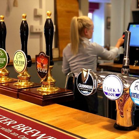 The Red Lion Hotel Oakford 외부 사진