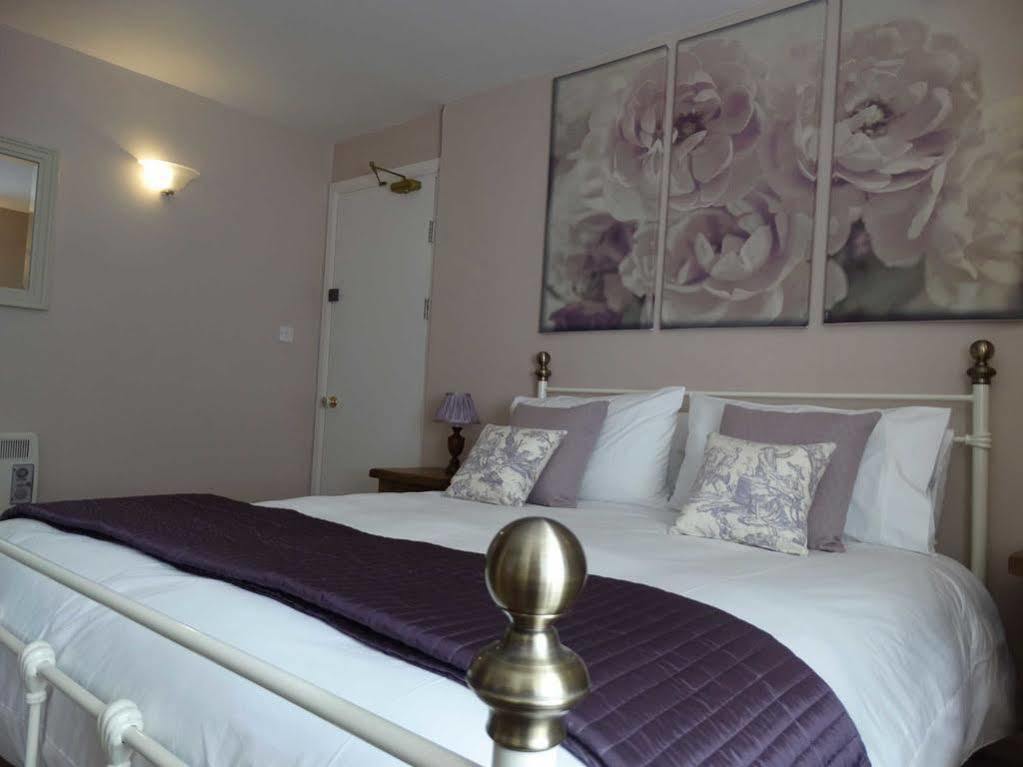 The Red Lion Hotel Oakford 외부 사진