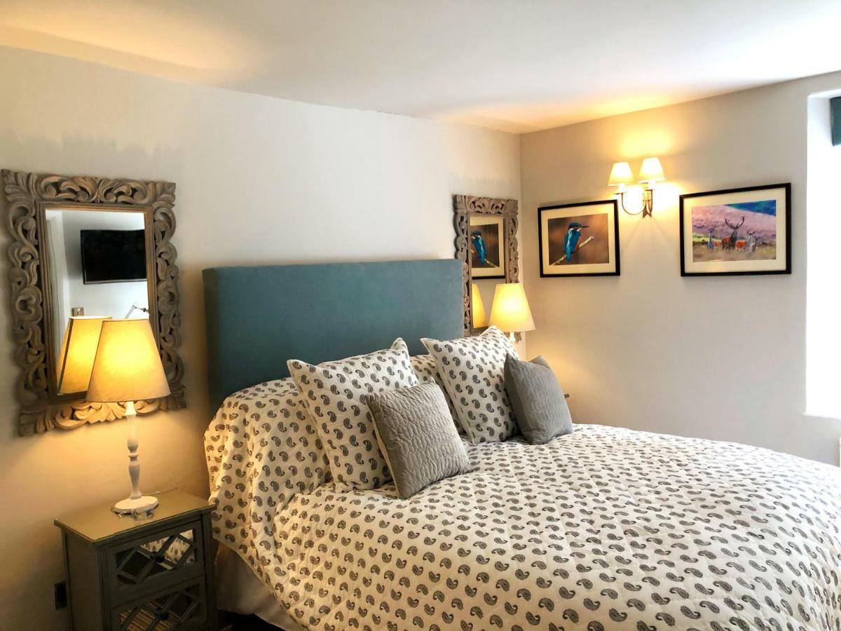 The Red Lion Hotel Oakford 외부 사진