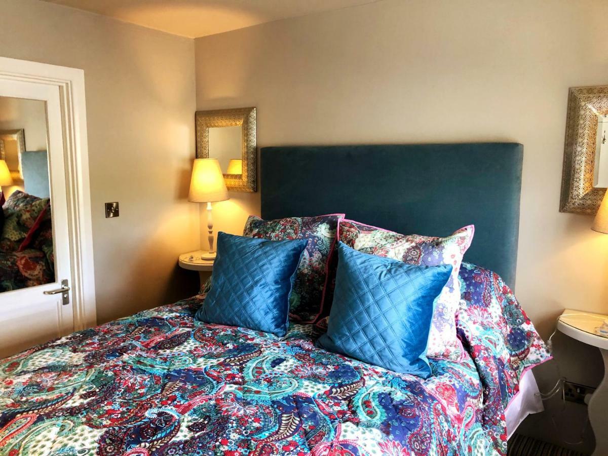 The Red Lion Hotel Oakford 외부 사진